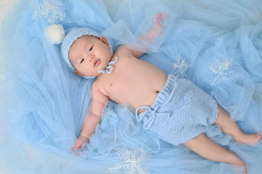 南县满月宝宝放屁臭 南县满月宝宝放屁臭